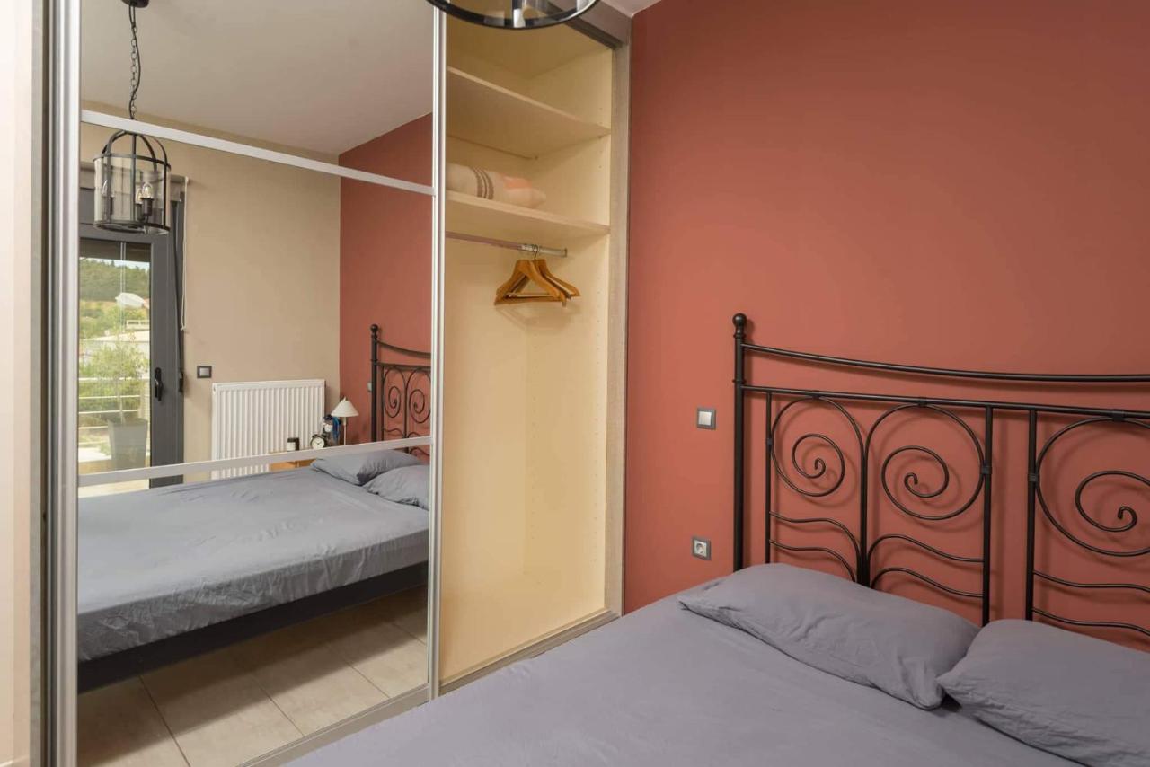 Το Σπίτι Δίπλα Από Το Ποτάμι Apartment Tríkala Exterior foto