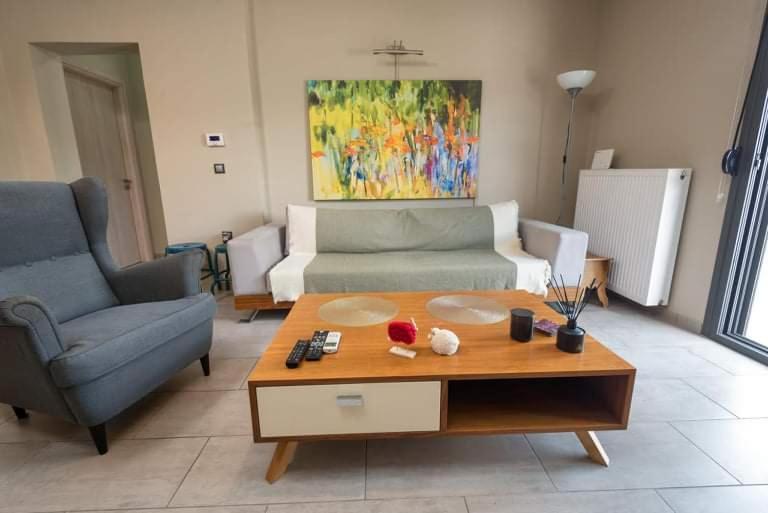 Το Σπίτι Δίπλα Από Το Ποτάμι Apartment Tríkala Exterior foto